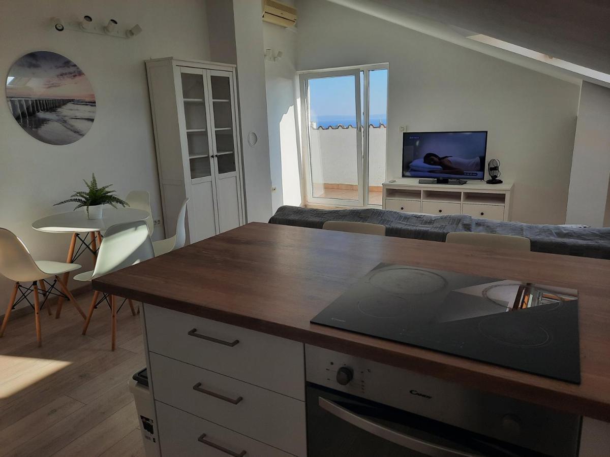 Sea View Later Apartment Rijeka Bagian luar foto