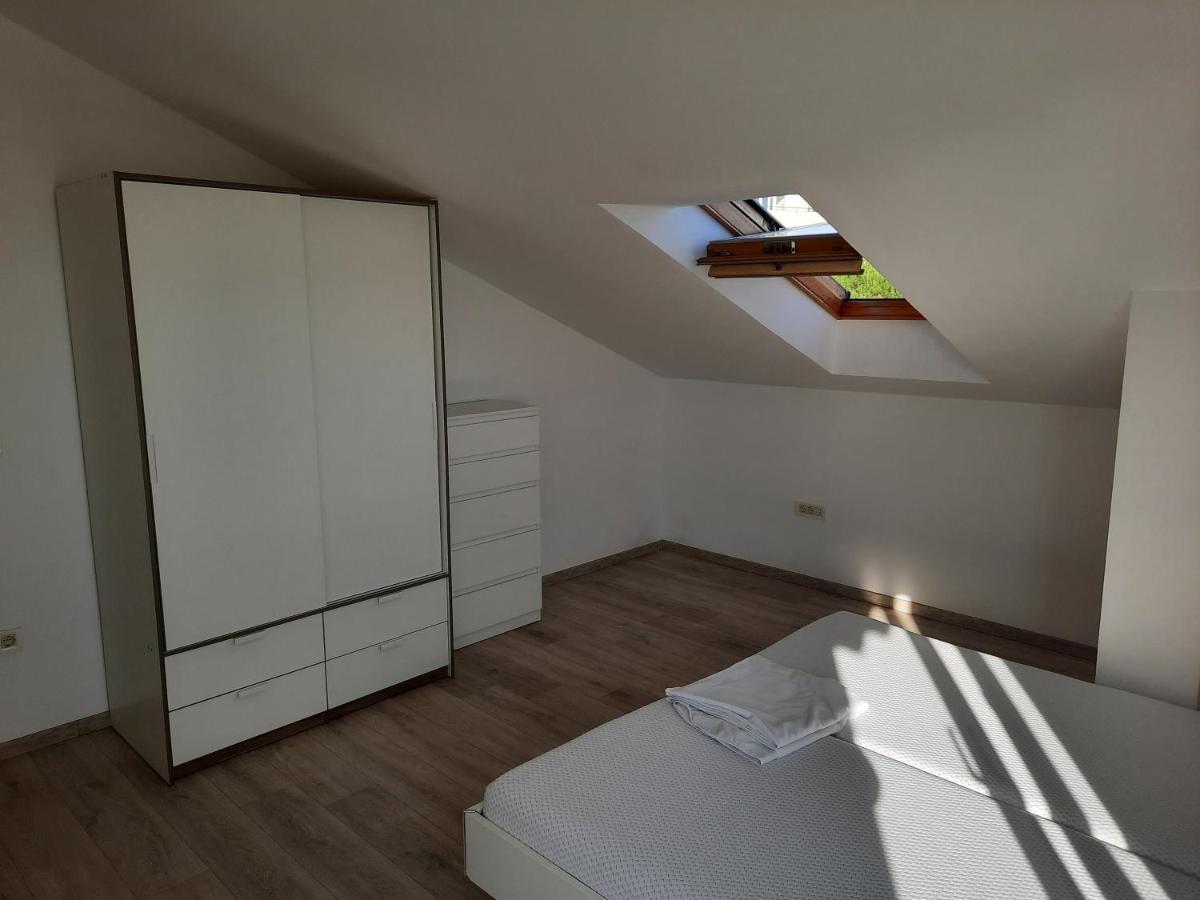 Sea View Later Apartment Rijeka Bagian luar foto