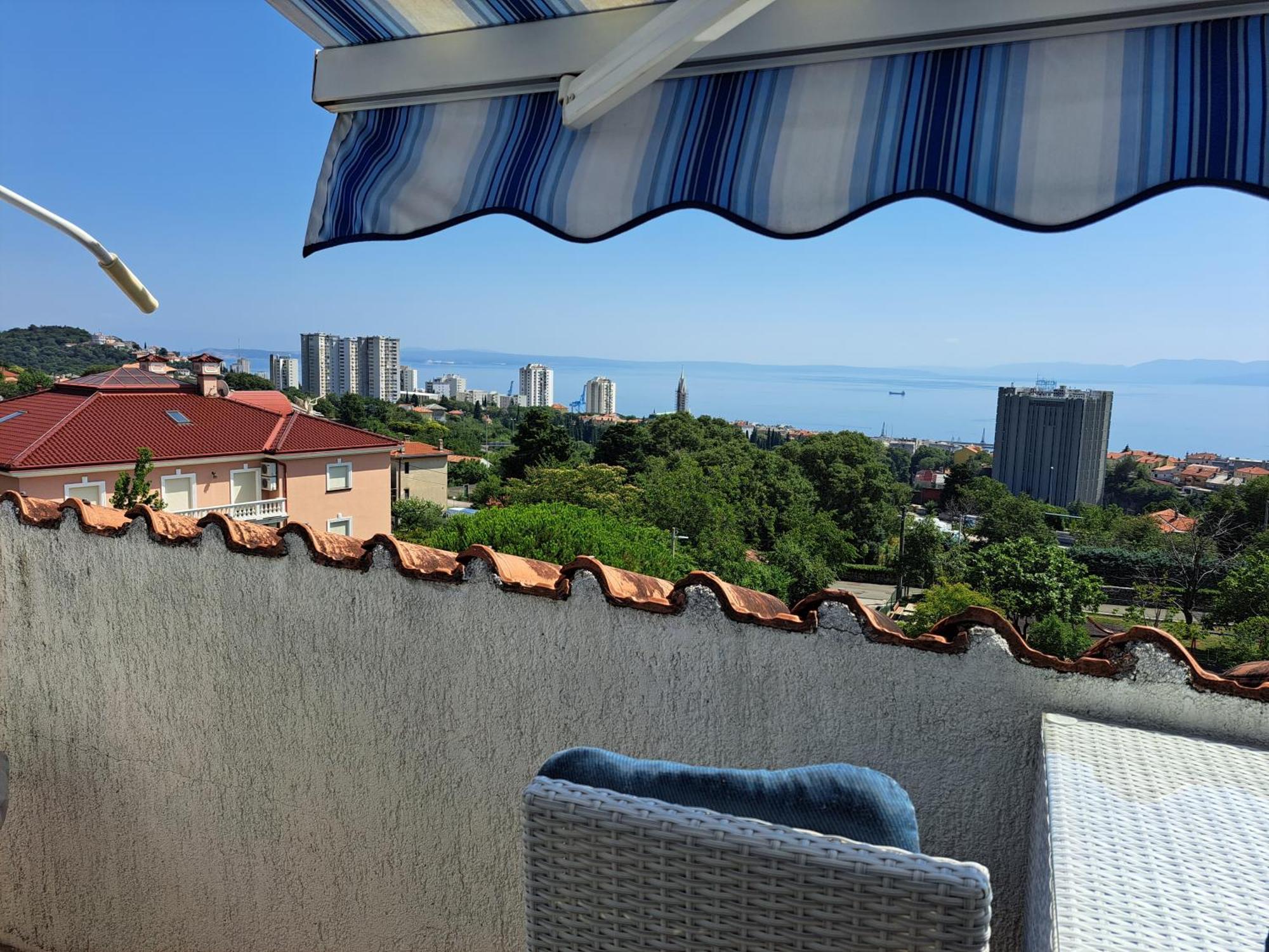 Sea View Later Apartment Rijeka Bagian luar foto